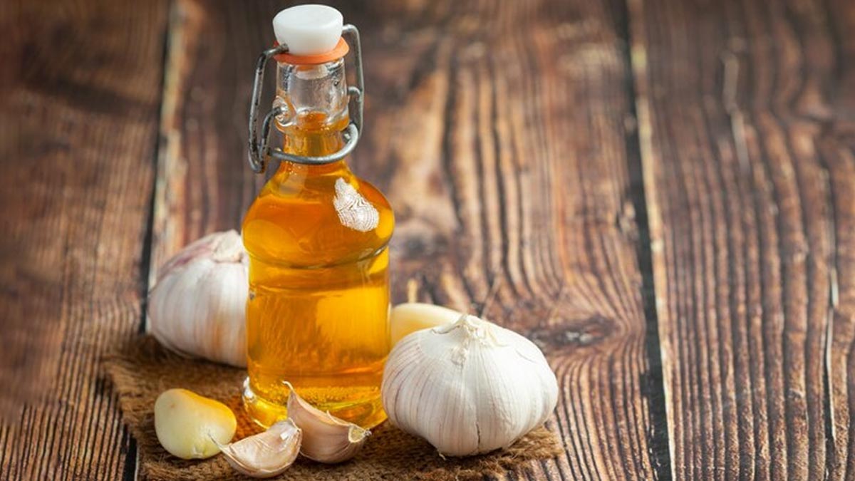 Garlic oil